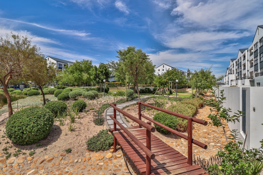 To Let 1 Bedroom Property for Rent in Sandown Western Cape